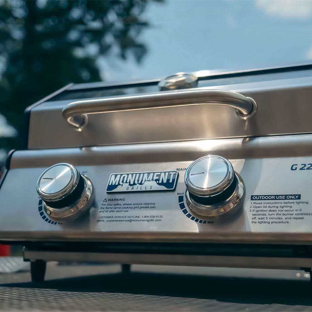 Monument Grills G22 | Stainless Tabletop Propane Gas Grill